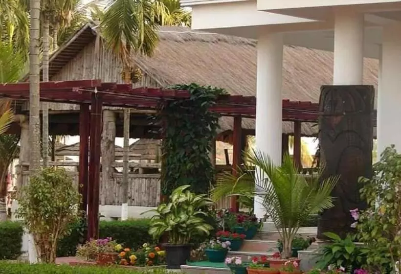 リゾートホテル Zone Niathu By The Park, Dimapur