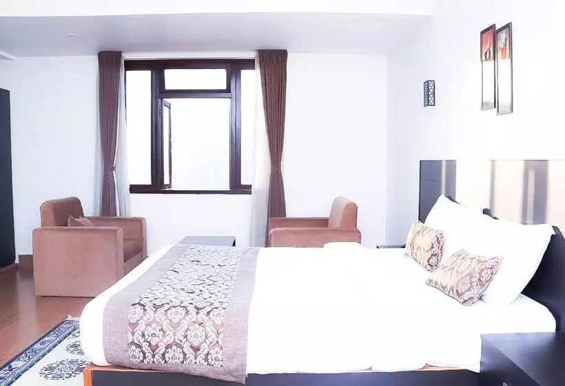 Roomshala Bhumzang Hotel   Amazing View