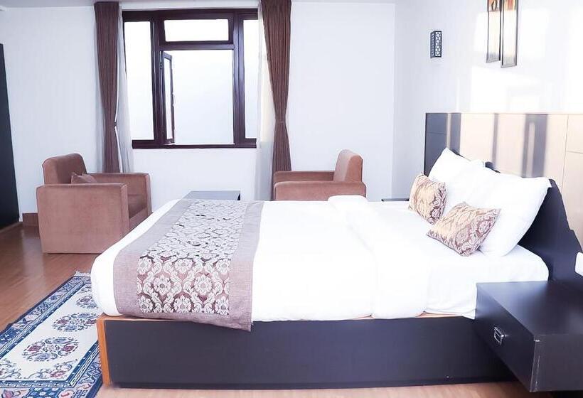 Roomshala Bhumzang Hotel Amazing View