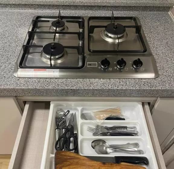 Spacious Luxury Condo W/ Kitchen Beside Hilton Clark D’heights