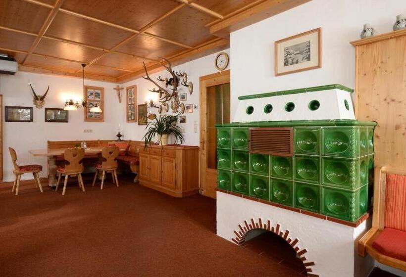 ユースホステル Berggasthof Grabs