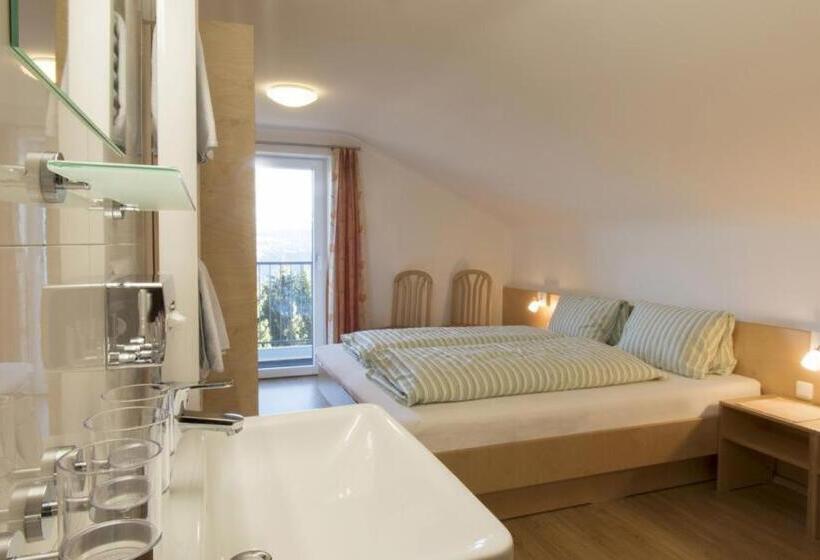 ユースホステル Berggasthof Grabs