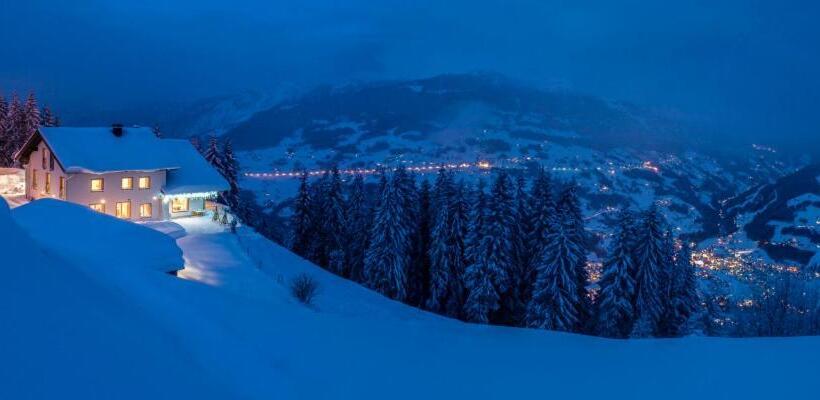 ユースホステル Berggasthof Grabs