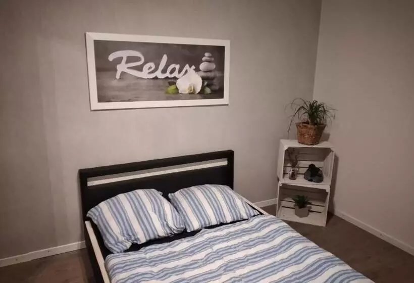 Aamiaismajoitus (B&B) Breakfast In Bed