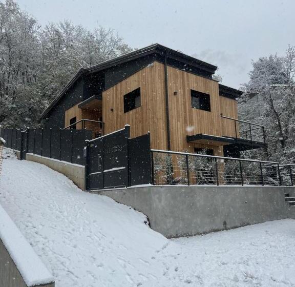 تختخواب و صبحانه Casa Vertigo