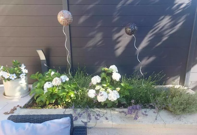 Aamiaismajoitus (B&B) Comme Chez Vous