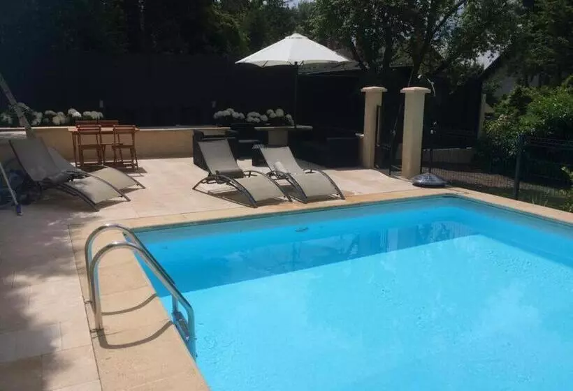 Aamiaismajoitus (B&B) Comme Chez Vous