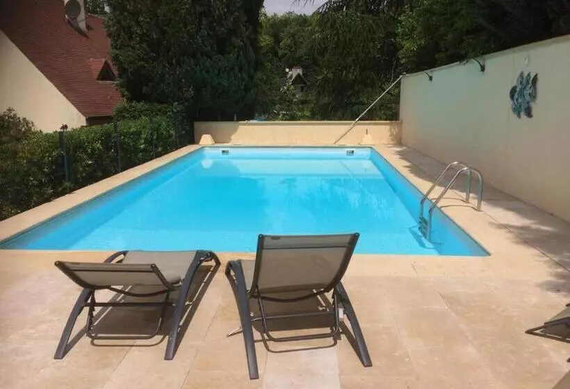 Aamiaismajoitus (B&B) Comme Chez Vous