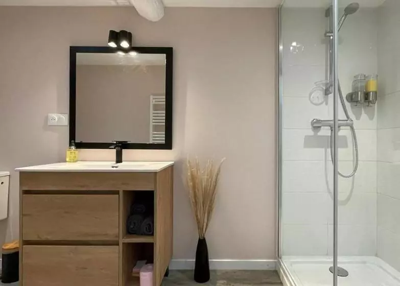 ベッドアンドブレックファースト Domaine De Calabel