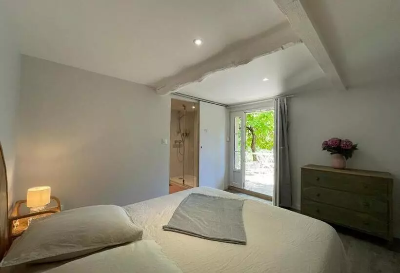 ベッドアンドブレックファースト Domaine De Calabel