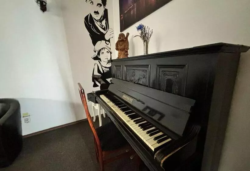 Bucharest West Motel