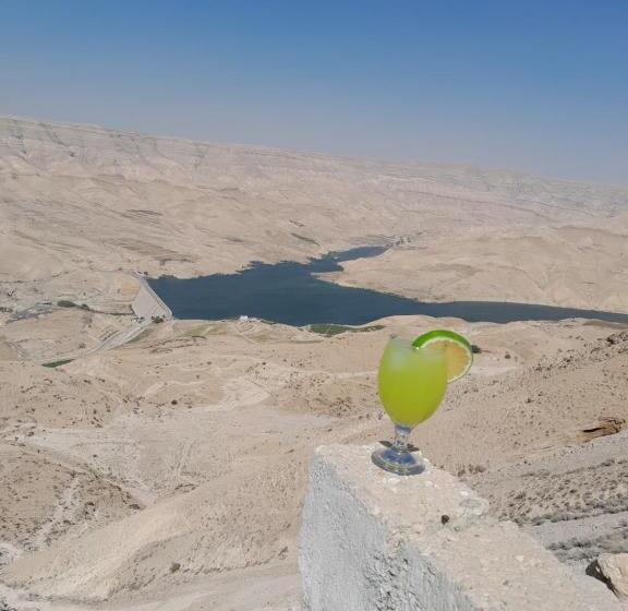 هتل کپسول Sami Coffee And Rest