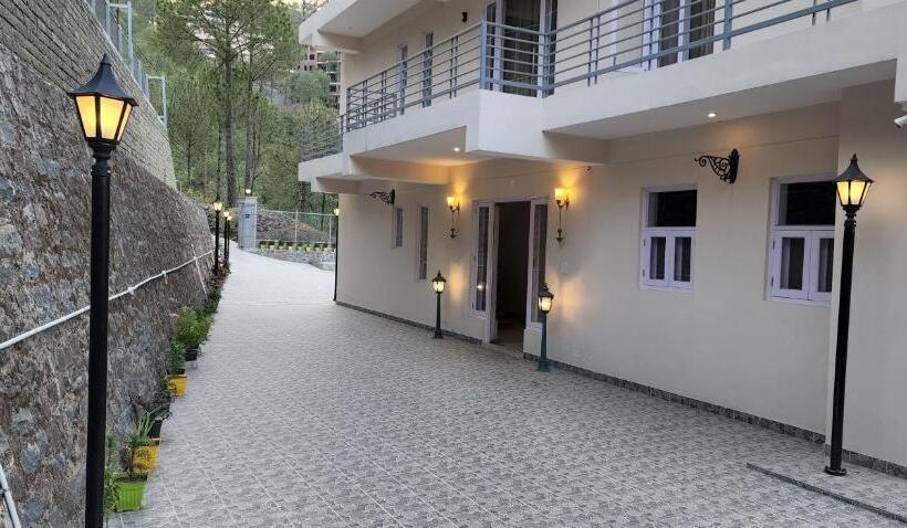 Hotelli Dagshai Mist