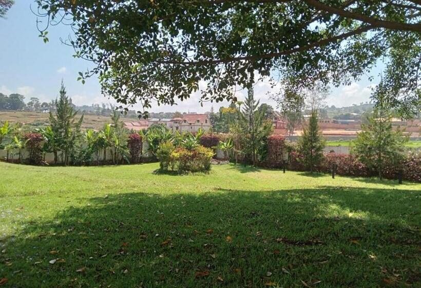 هتل Le Castel Des Seigneurs