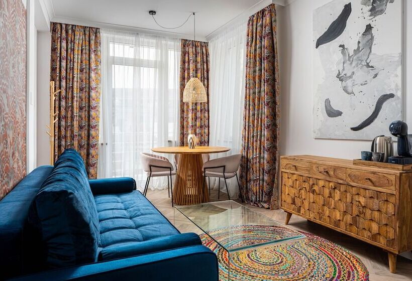 هتل Siesta Boutique Smart Suites