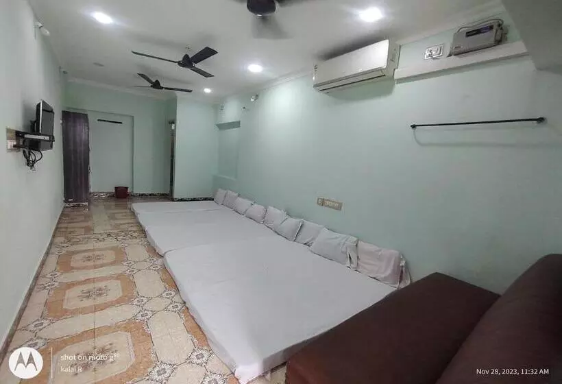 Hotelli Sri Sivalakshmi Ac Guest House