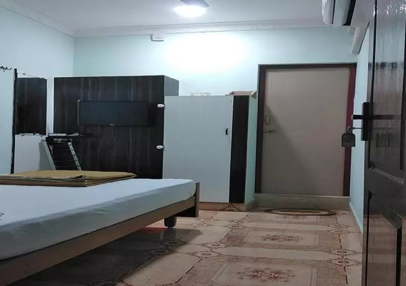 Hotelli Sri Sivalakshmi Ac Guest House