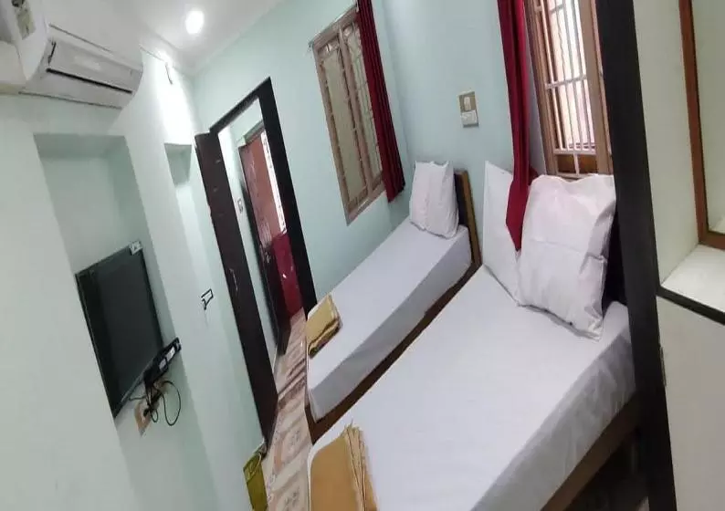 Hotelli Sri Sivalakshmi Ac Guest House