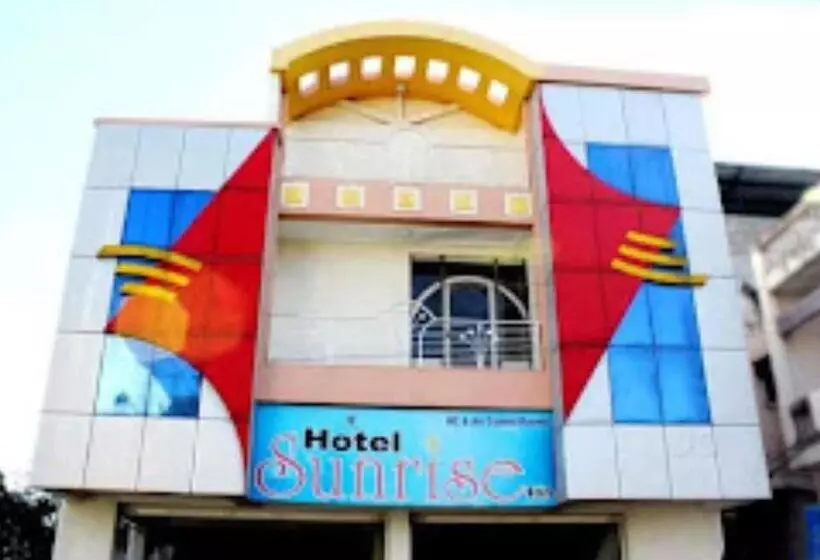 ホテル Sunrise Inn Amravati