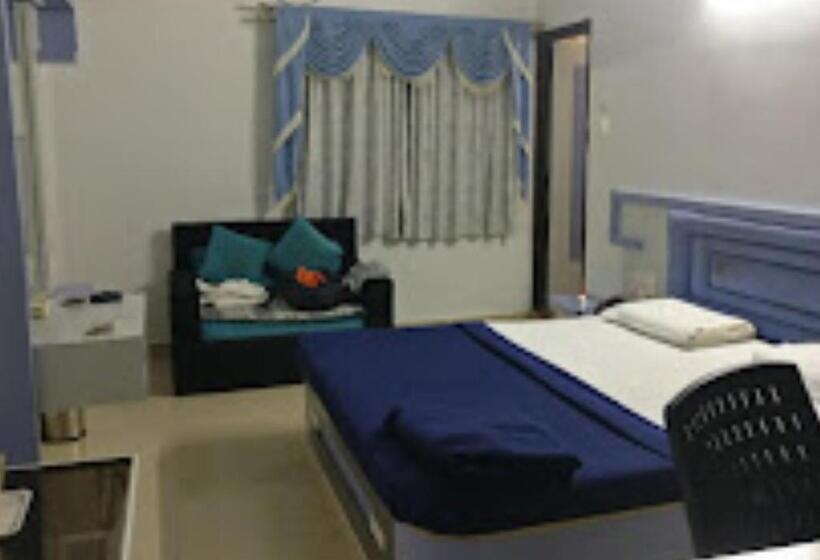 فندق Sunrise Inn Amravati