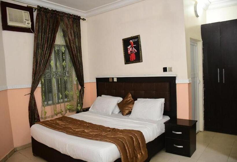 هتل Titanic Ocean View