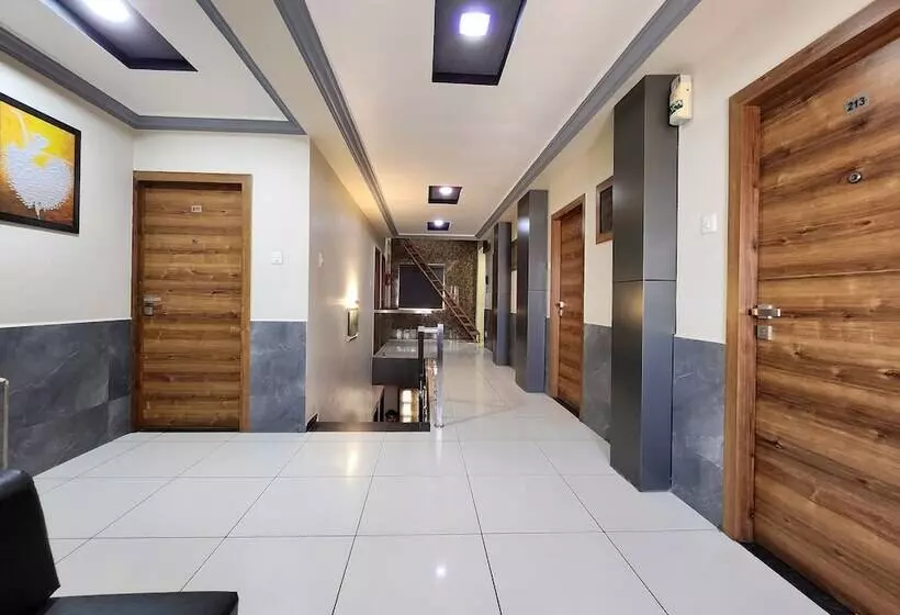 ホテル Vandana Palace