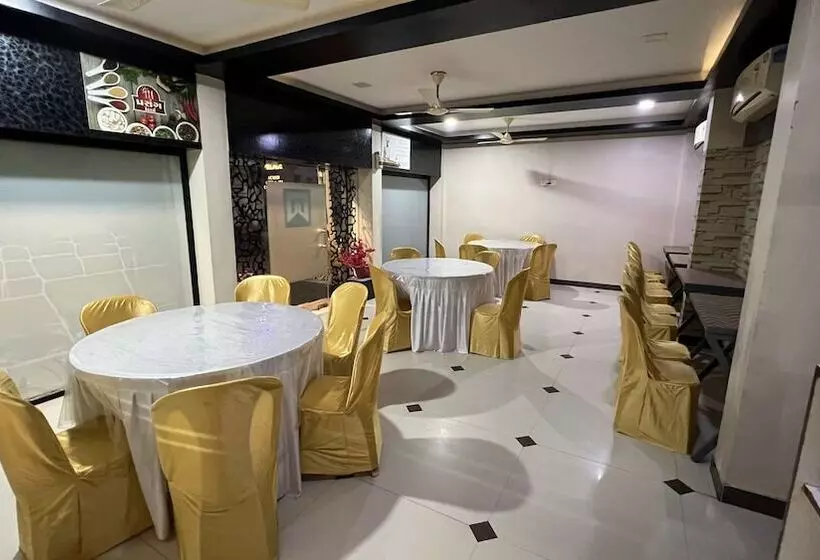 ホテル Vandana Palace