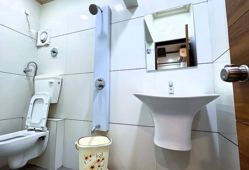 فندق Vandana Palace