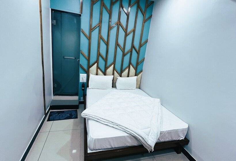 فندق Vandana Palace