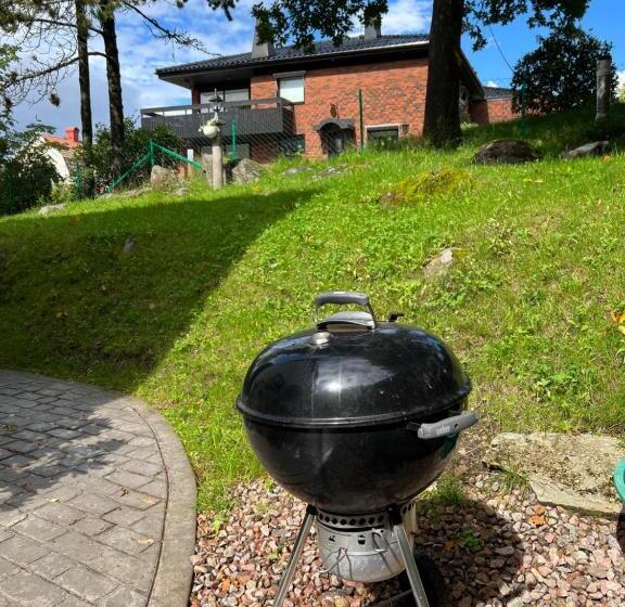 Lugnt Och Centralt Läge