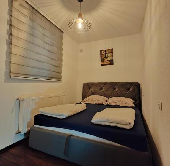 پانسیون Apartments Planinski Raj