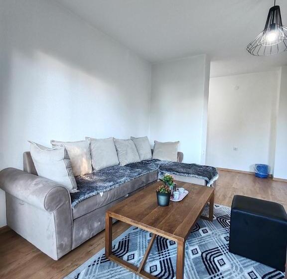 پانسیون Apartments Planinski Raj