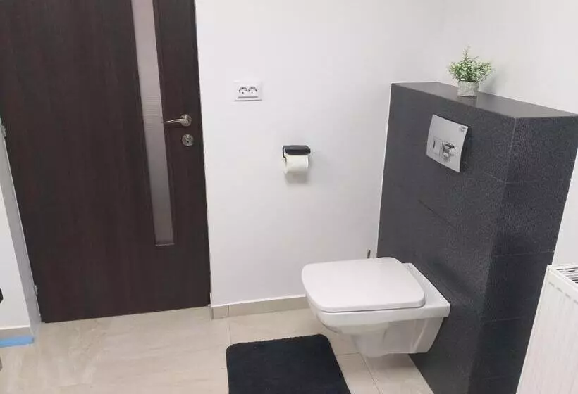 پانسیون Luxury Runk House
