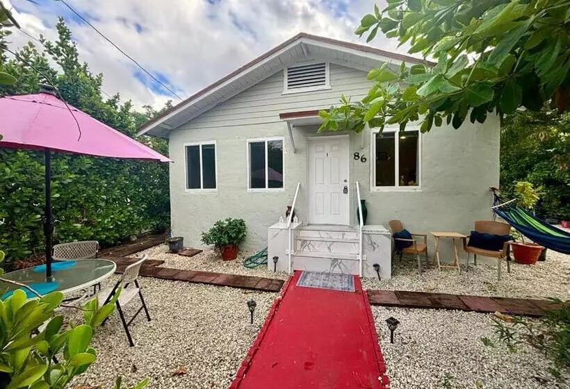 پانسیون Nice 2 Twin Bedroom   Best Central Location In Miami   Luggage Storage, Parking And Laundry For Free