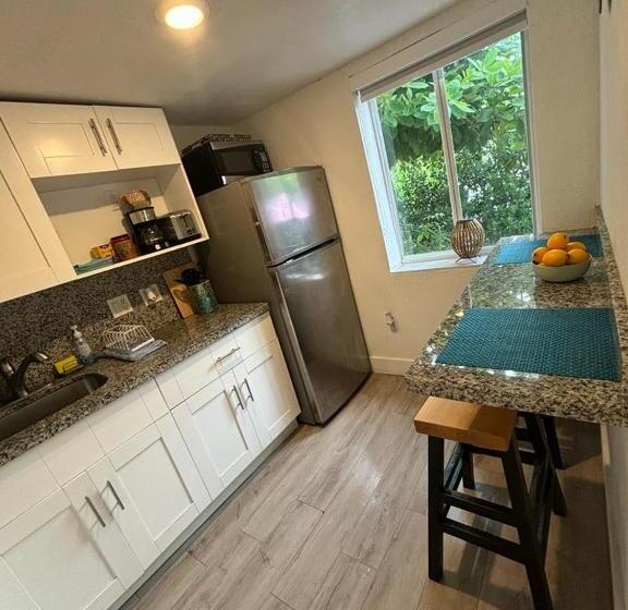 פנסיון Nice 2 Twin Bedroom   Best Central Location In Miami   Luggage Storage, Parking And Laundry For Free
