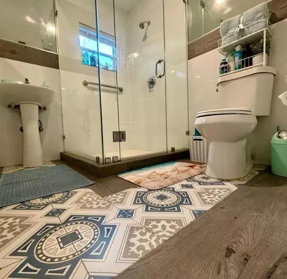 پانسیون Nice 2 Twin Bedroom   Best Central Location In Miami   Luggage Storage, Parking And Laundry For Free