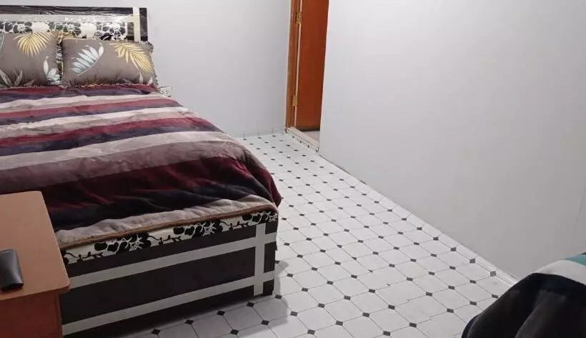 پانسیون Santa Bárbara, La Realeza