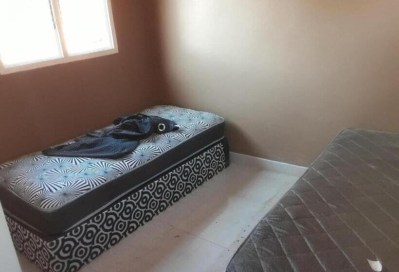 بنسيون Solitaires Bnb