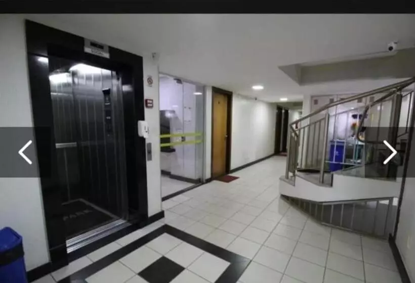 Queen S Flats, Flat Executivo Próximo à Esplanada E Ao Aeroporto