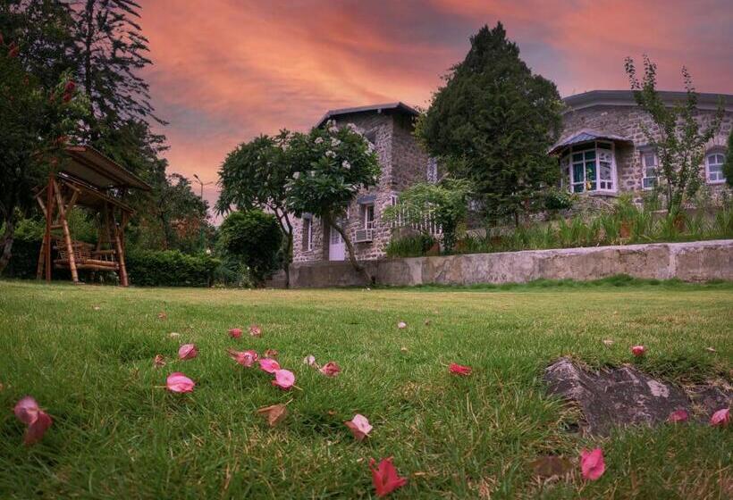 Resort House Of Hive, Gethiya