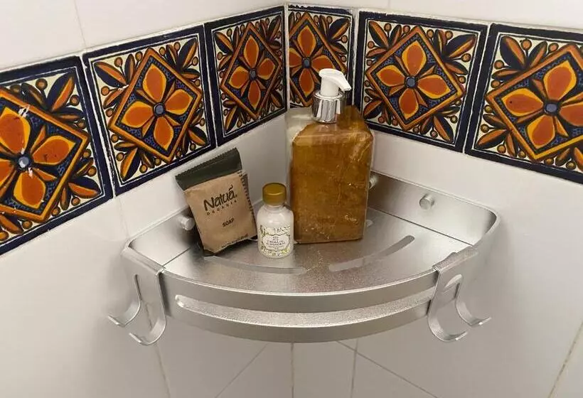 Zandoyo Bed & Breakfast