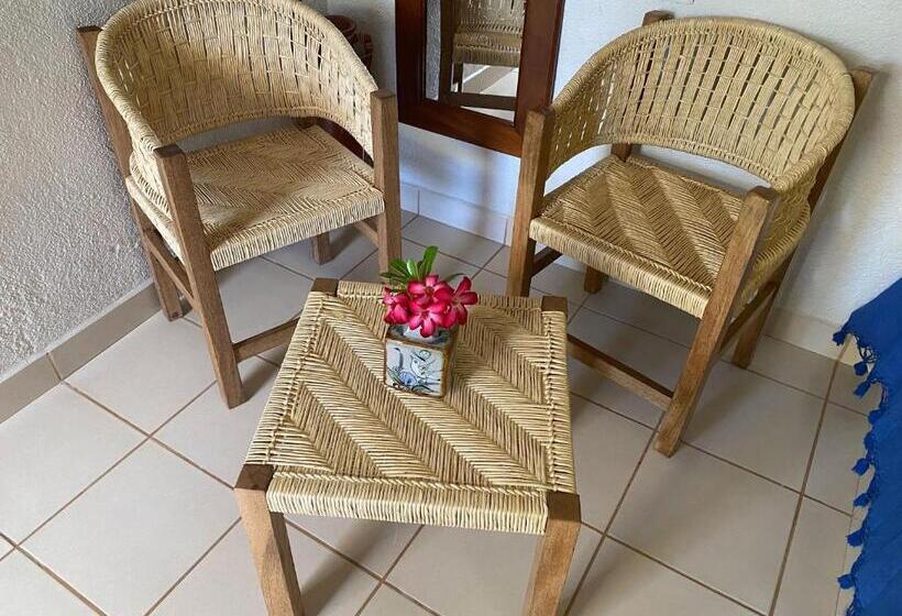 Zandoyo Bed & Breakfast