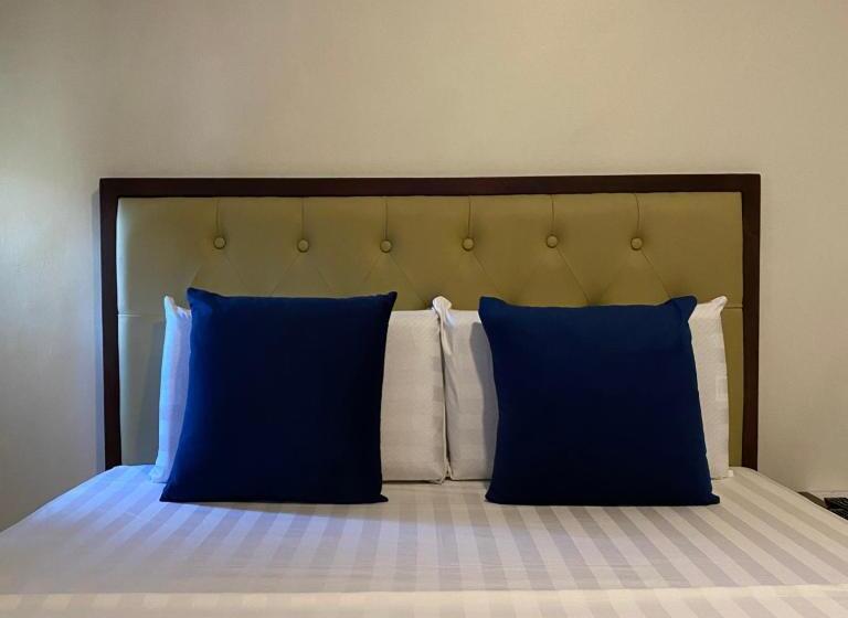 ユースホステル Suntal Residences