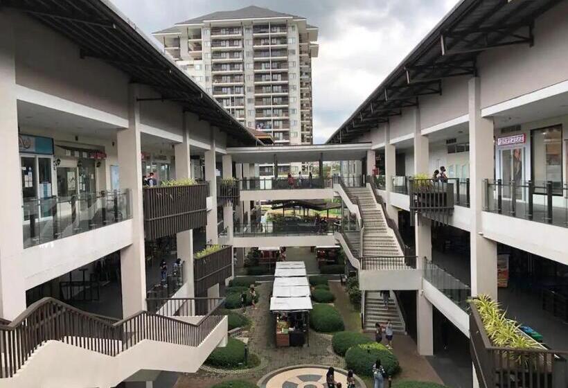 Balaico @ Tagaytay11f/2br + Huge Balcony Taal View