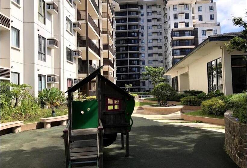 Balaico @ Tagaytay11f/2br + Huge Balcony Taal View