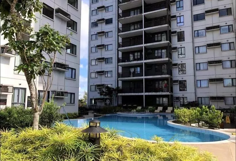 Balaico @ Tagaytay11f/2br + Huge Balcony Taal View