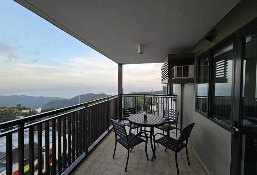 Balaico @ Tagaytay11f/2br + Huge Balcony Taal View
