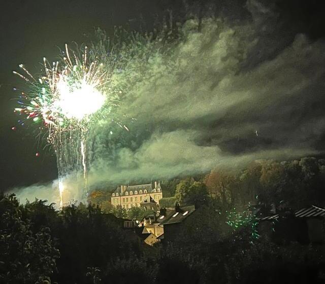 تختخواب و صبحانه Les Persiennes