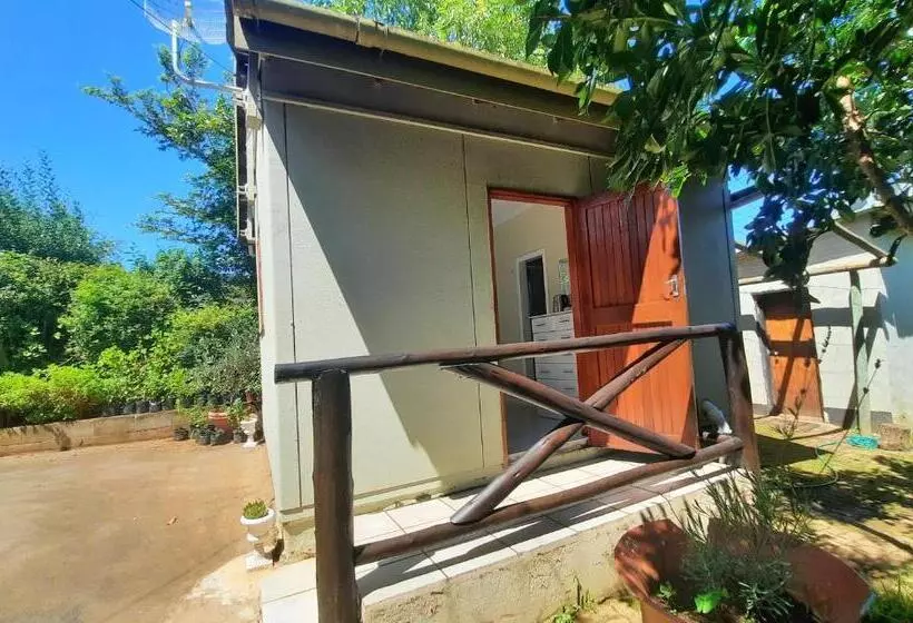 Aamiaismajoitus (B&B) Mountain Valley Cottage