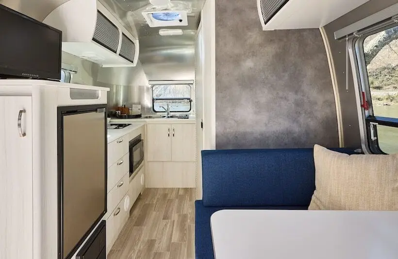 ホテル Autocamp Asheville